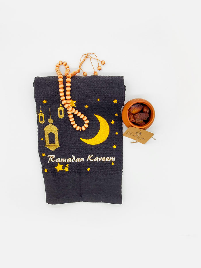 Ramadan Kareem with lantern