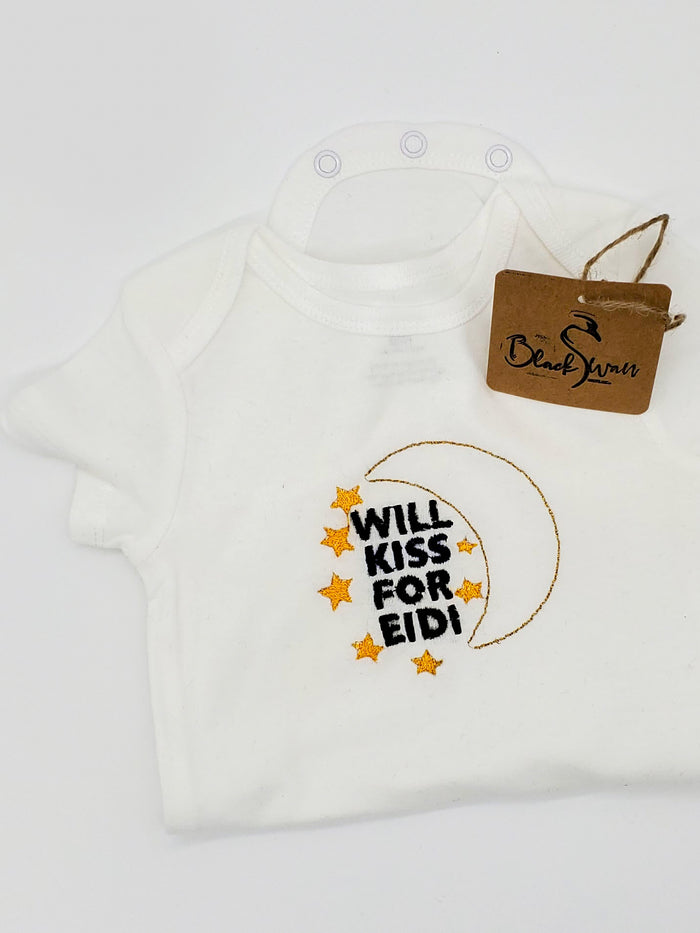 Will kiss for eidi - Embroidered baby onesie/bodysuit - Baby clothing - Perfect gift